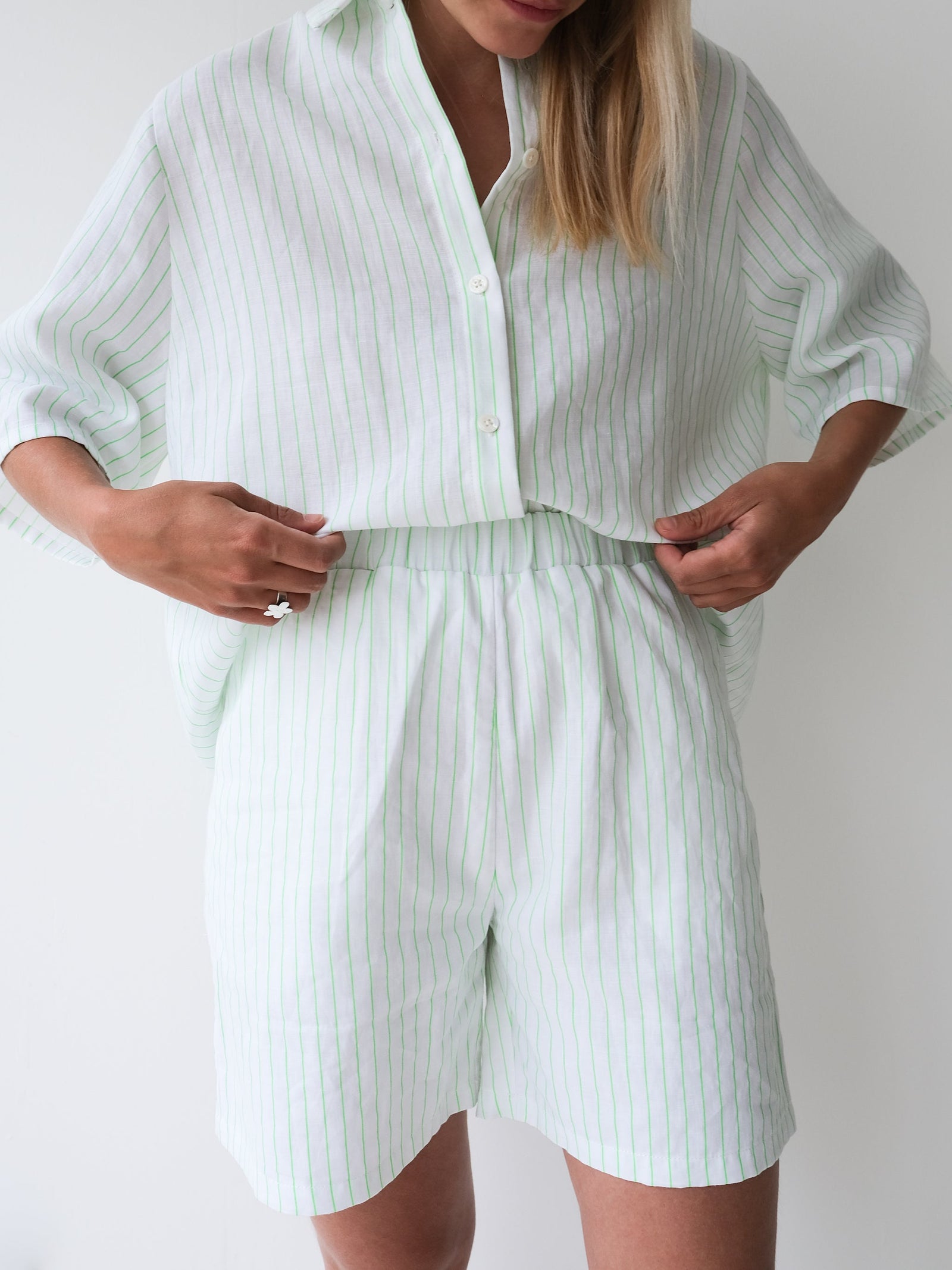 MANDY neon green stripes bermuda