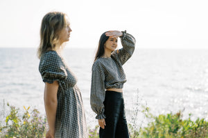 Relaxed Frill Top